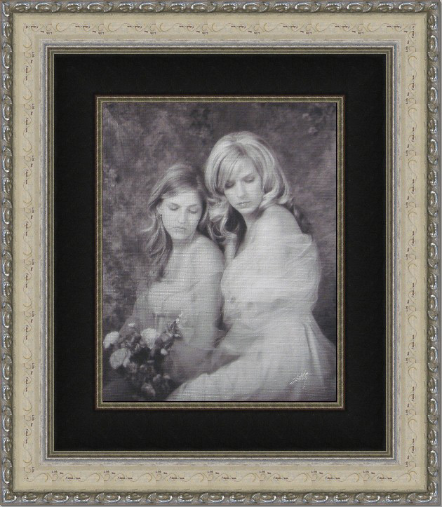 mother and daughter photo and unique framing ideas for it
